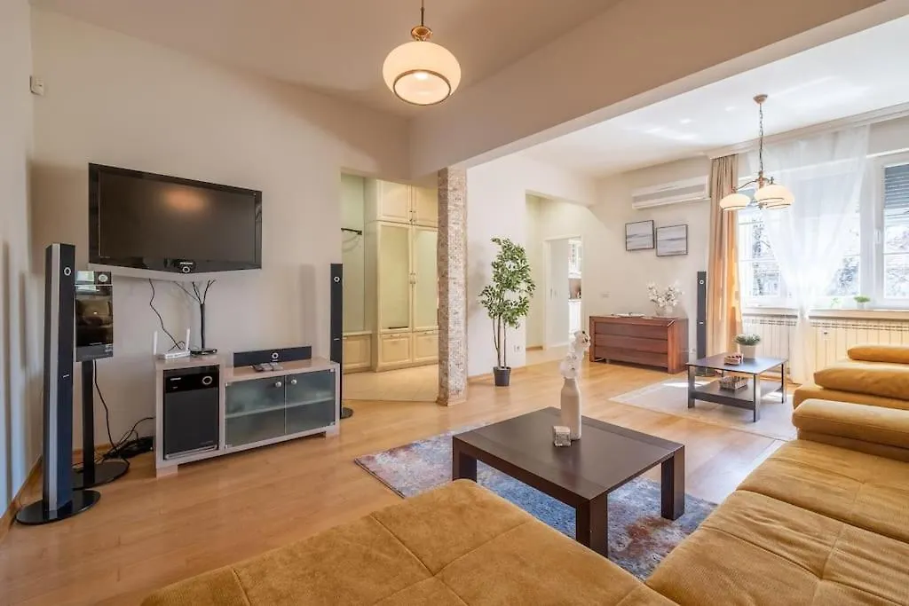 Aristocratic Place, Top Location Sofia