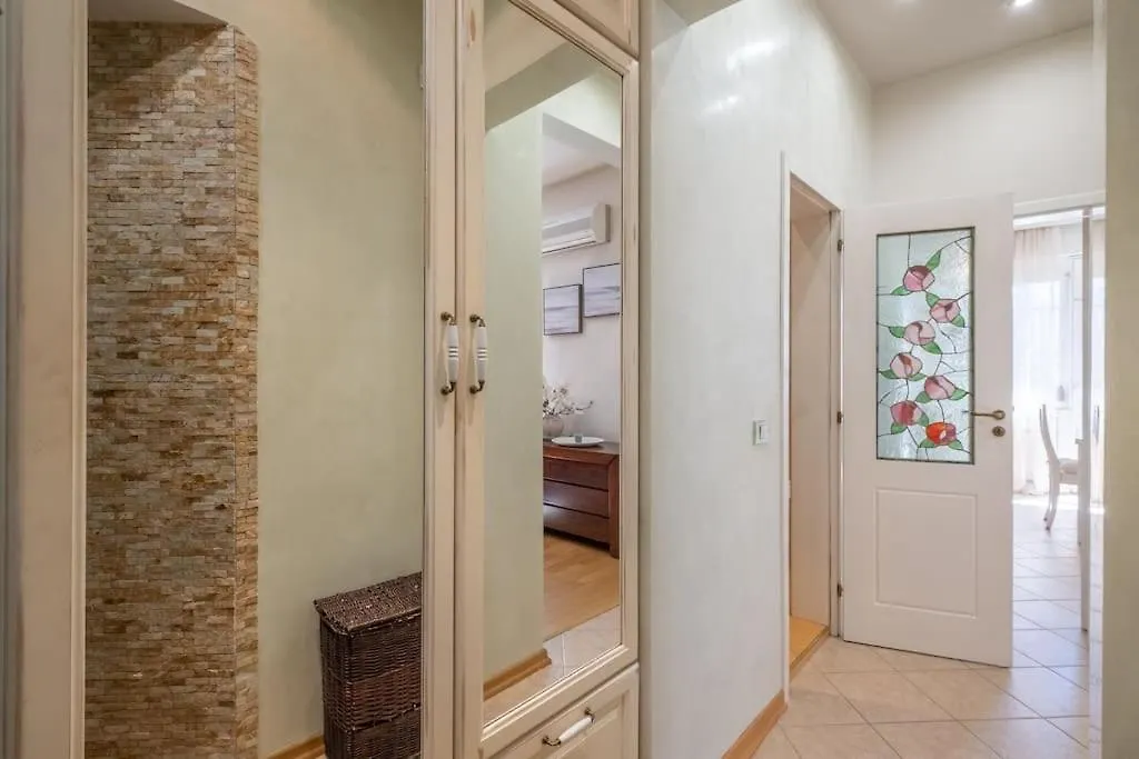 Aristocratic Place, Top Location Sofia 0*,  Bulgarije