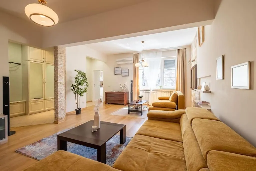 Aristocratic Place, Top Location Σόφια 0*,  Βουλγαρία